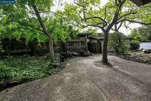 1201 Monument Blvd, Concord, CA 94520 - Photo 22