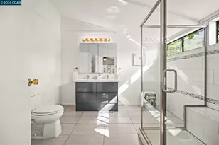 1201 Monument Blvd, Concord, CA 94520 - Photo 20