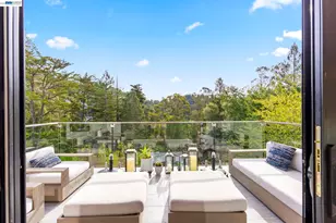 45 Homeglen Ln, Oakland, CA 94611 - Photo 18