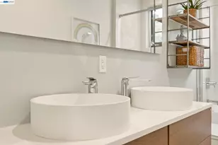 45 Homeglen Ln, Oakland, CA 94611 - Photo 40