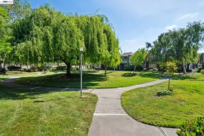 3343 Solomon Ln, Alameda, CA 94502 - Photo 48