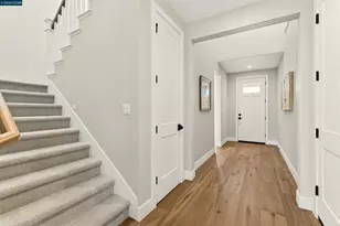 2237 Vandeleur Dr, Napa, CA 94558 - Photo 8