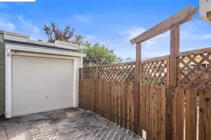 2924 Morcom Ave, Oakland, CA 94619 - Photo 6