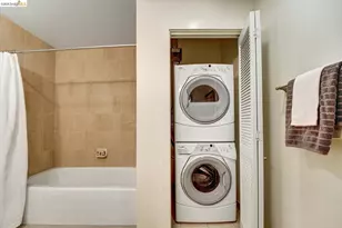 585 9th St, Oakland, CA 94607 - Photo 18