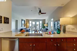 585 9th St, Oakland, CA 94607 - Photo 14