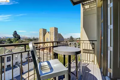 585 9th St #UNIT 535, Oakland, CA 94607 - Photo 6