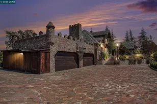 176 Mountain Canyon Ln, Alamo, CA 94507 - Photo 2