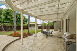 1060 Cambrian Pl, Brentwood, CA 94513 - Photo 44
