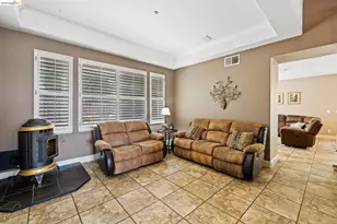 1060 Cambrian Pl, Brentwood, CA 94513 - Photo 10
