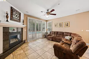1060 Cambrian Pl, Brentwood, CA 94513 - Photo 12