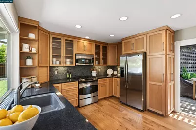 946 Cheyenne Drive, Walnut Creek, CA 94598 - Photo 12