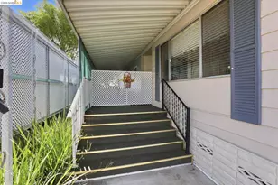 275 Burnett Ave, Morgan Hill, CA 95037 - Photo 18