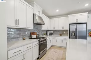 37231 Sand Bar Pl, Newark, CA 94560 - Photo 10