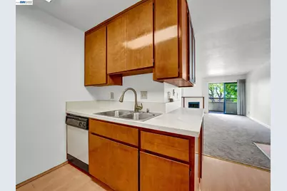 26088 Kay Ave #205, Hayward, CA 94545 - Photo 8