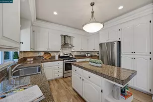 402 Chupcan Pl, Clayton, CA 94517 - Photo 14