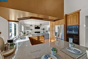 9597 Davona Dr, San Ramon, CA 94583 - Photo 8