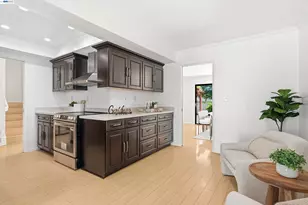 7518 Rosedale Ct, Pleasanton, CA 94588 - Photo 10