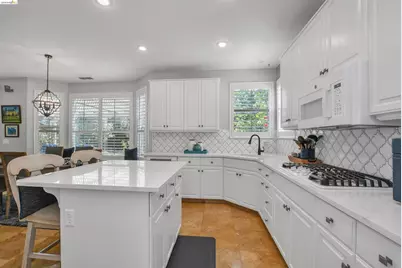 675 Devonshire Loop, Brentwood, CA 94513 - Photo 8