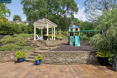 1980 Meadow Rd, Walnut Creek, CA 94595 - Photo 46