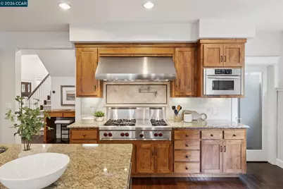 1980 Meadow Rd, Walnut Creek, CA 94595 - Photo 8