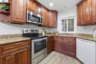 370 Sequim Common, Fremont, CA 94539 - Photo 6