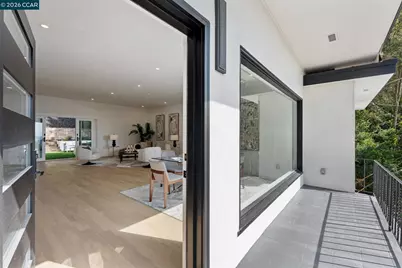 2090 Wrenn, Oakland, CA 94602 - Photo 4