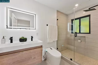 2090 Wrenn, Oakland, CA 94602 - Photo 22