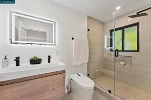 2090 Wrenn, Oakland, CA 94602 - Photo 22