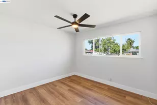 4874 Clinton, Fresno, CA 93703 - Photo 18
