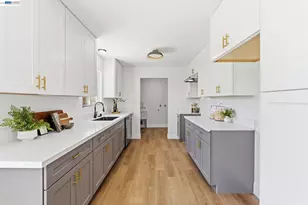 4874 Clinton, Fresno, CA 93703 - Photo 4