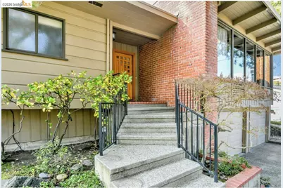 558 Lakewood Cir, Walnut Creek, CA 94598 - Photo 8