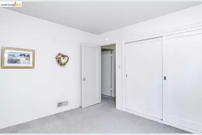 558 Lakewood Cir, Walnut Creek, CA 94598 - Photo 26