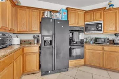 47 Country Club Dr, Brentwood, CA 94513 - Photo 12