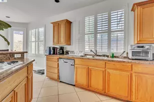 47 Country Club Dr, Brentwood, CA 94513 - Photo 14