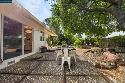 887 Appaloosa Dr, Walnut Creek, CA 94596 - Photo 14