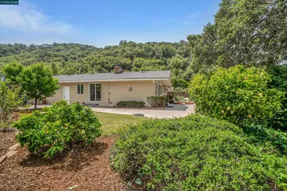 2319 Collins Ave, Pinole, CA 94564 - Photo 26