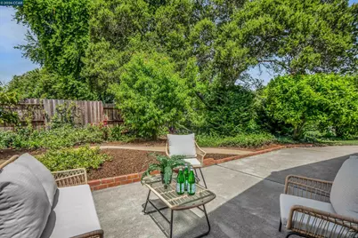 2319 Collins Ave, Pinole, CA 94564 - Photo 30