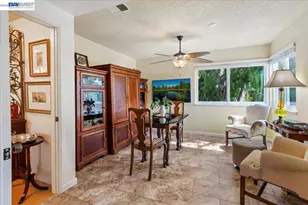 137 Parfait Ln, Alameda, CA 94502 - Photo 22