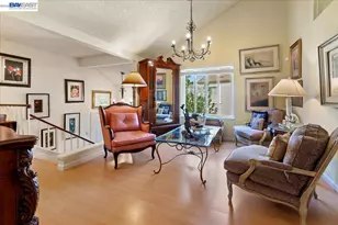 137 Parfait Ln, Alameda, CA 94502 - Photo 12