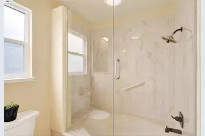 137 Parfait Ln, Alameda, CA 94502 - Photo 30