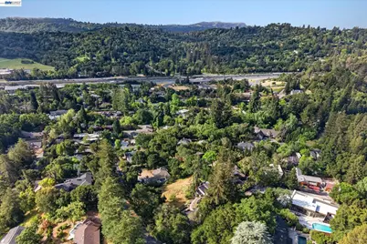 1087 Rahara Dr, A, Lafayette, CA 94549 - Photo 8