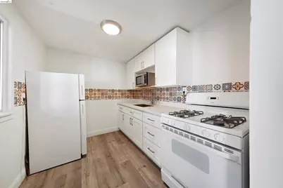 2735 11th St, Oakland, CA 94601 - Photo 54
