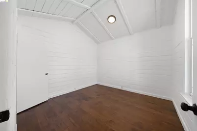 2735 11th St, Oakland, CA 94601 - Photo 18