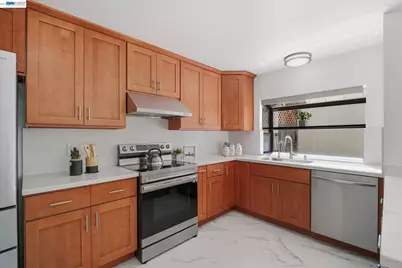 4388 Planet Cir, Union City, CA 94587 - Photo 14