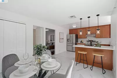 4388 Planet Cir, Union City, CA 94587 - Photo 16