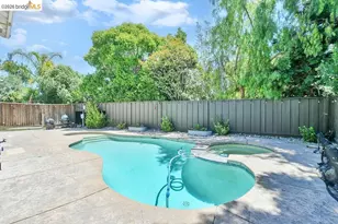 150 Trenton Cir, Pleasanton, CA 94566 - Photo 6