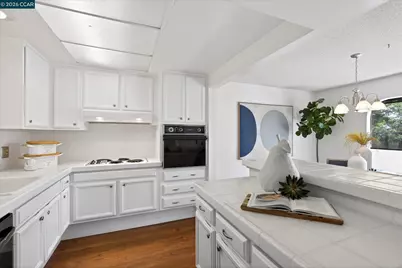 3101 Golden Rain Rd #2, Walnut Creek, CA 94595 - Photo 8