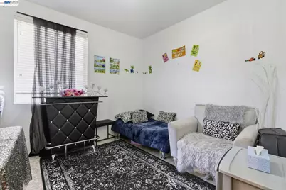 3209 Beretania Way, Sacramento, CA 95834 - Photo 18