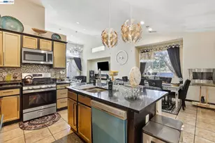 3209 Beretania Way, Sacramento, CA 95834 - Photo 14