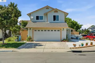 125 Bennett St, Gilroy, CA 95020 - Photo 2